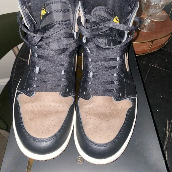 Jordan 1 High Mocha Men’s OG Release (2020) Size 11 Receipt Nike - Picture 7 of 16